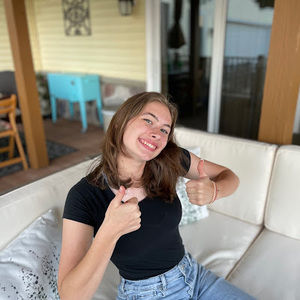 Meet your Posher, Lilly mandy